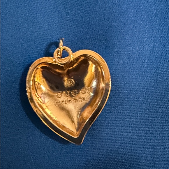 Beautiful Upcycled Gucci heart pendant or charm - Picture 6 of 6